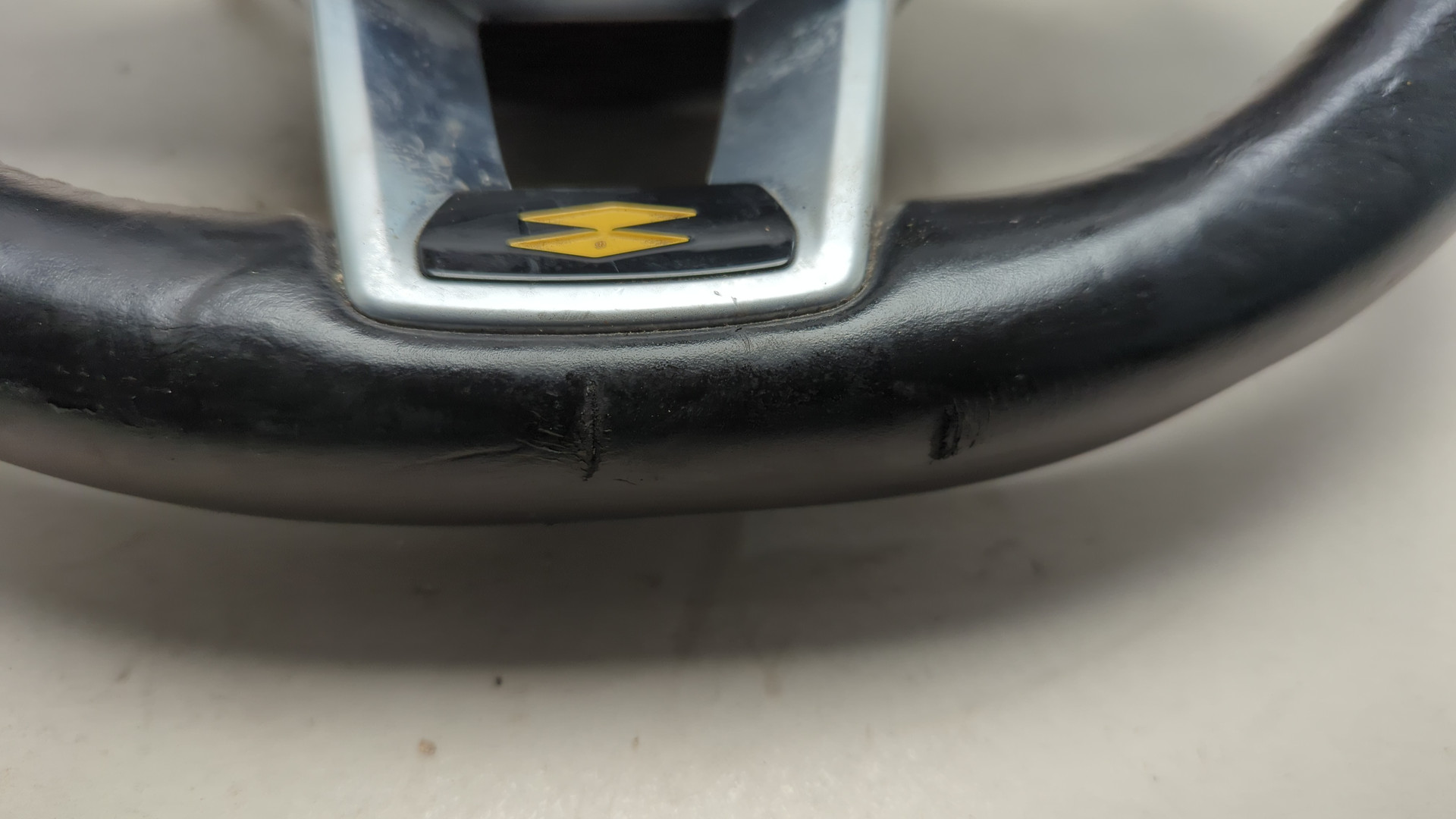 Рулевое колесо (руль)