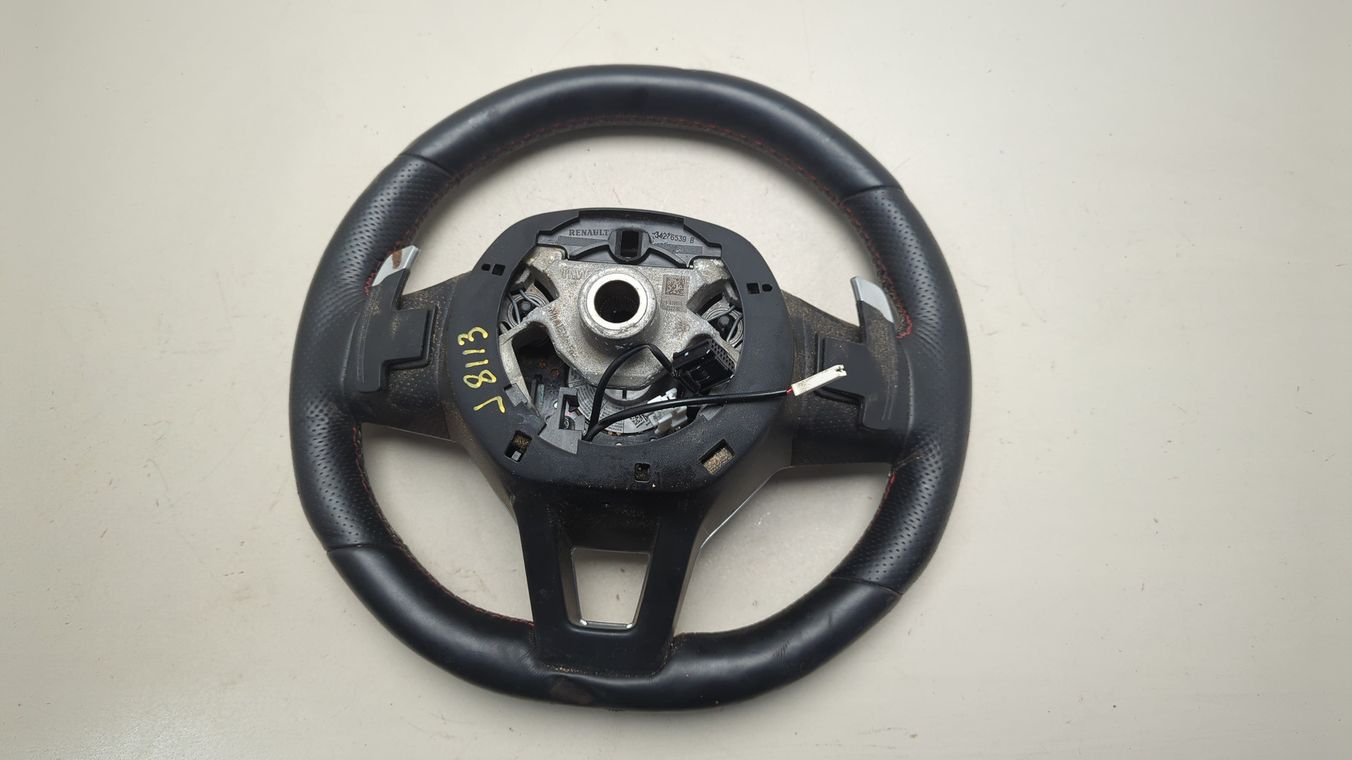 Рулевое колесо (руль)