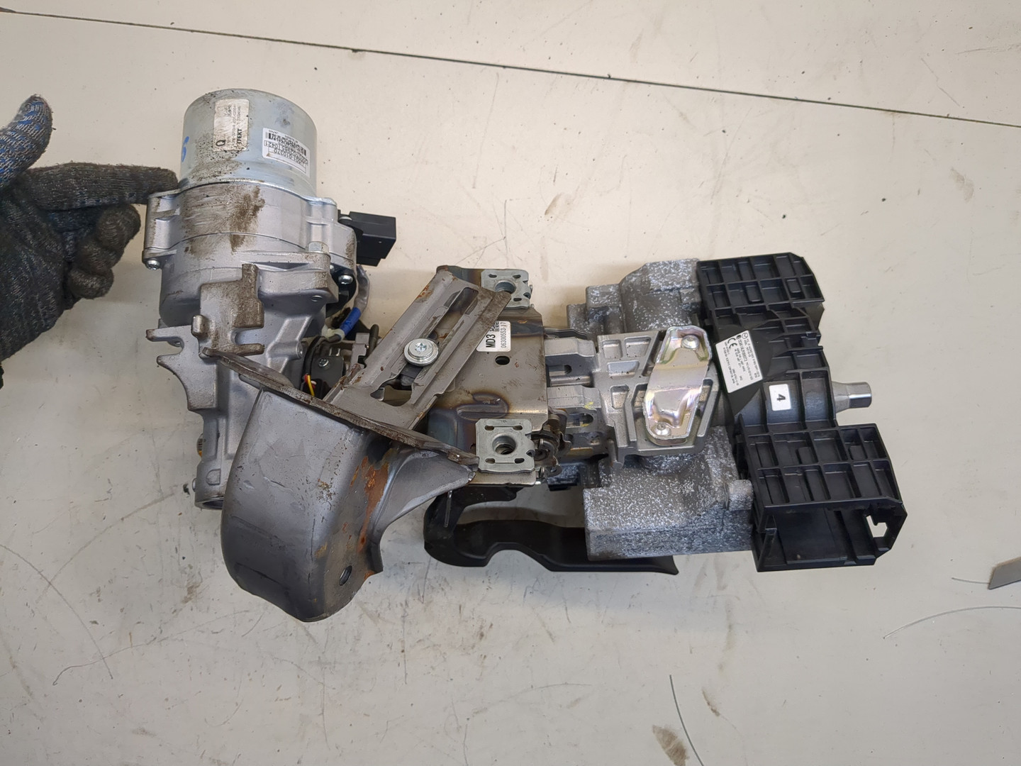 Серводвигатель рулевой рейки