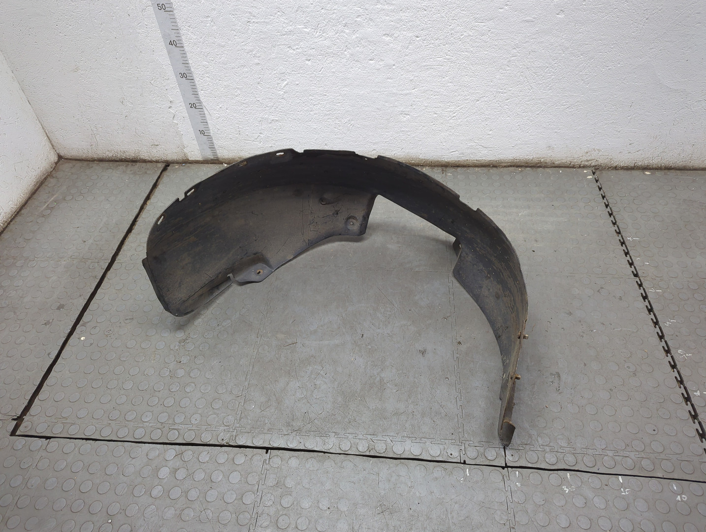 Локер передний левый