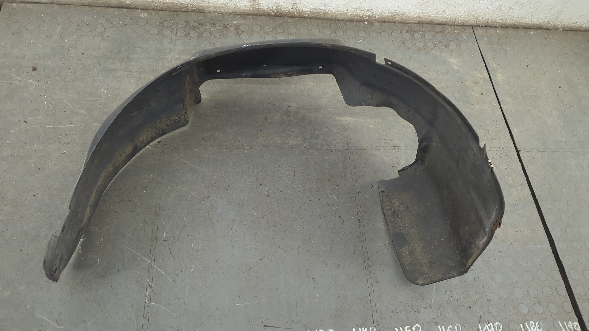 Локер передний правый