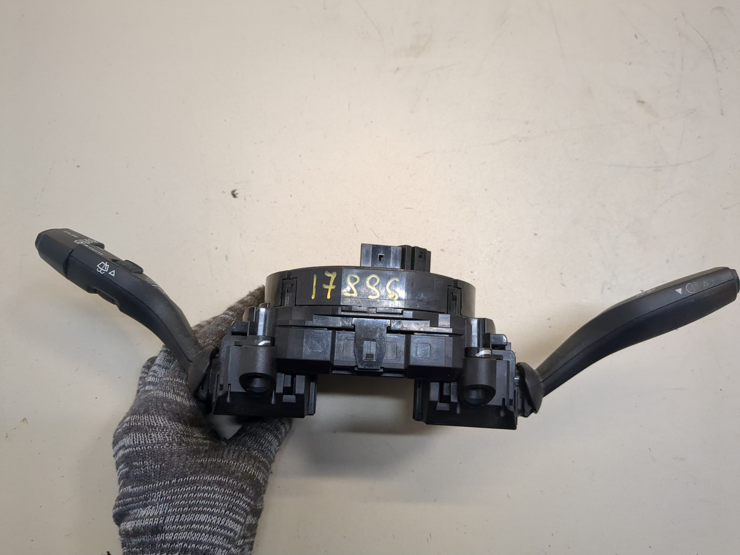 Переключатель подрулевой