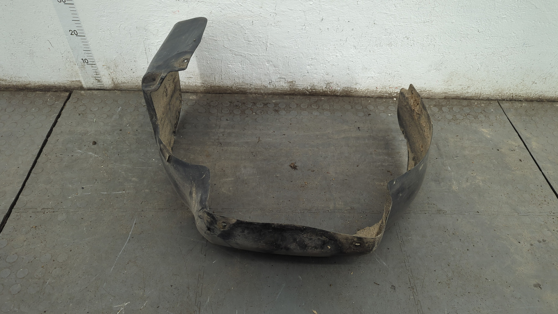 Локер передний левый