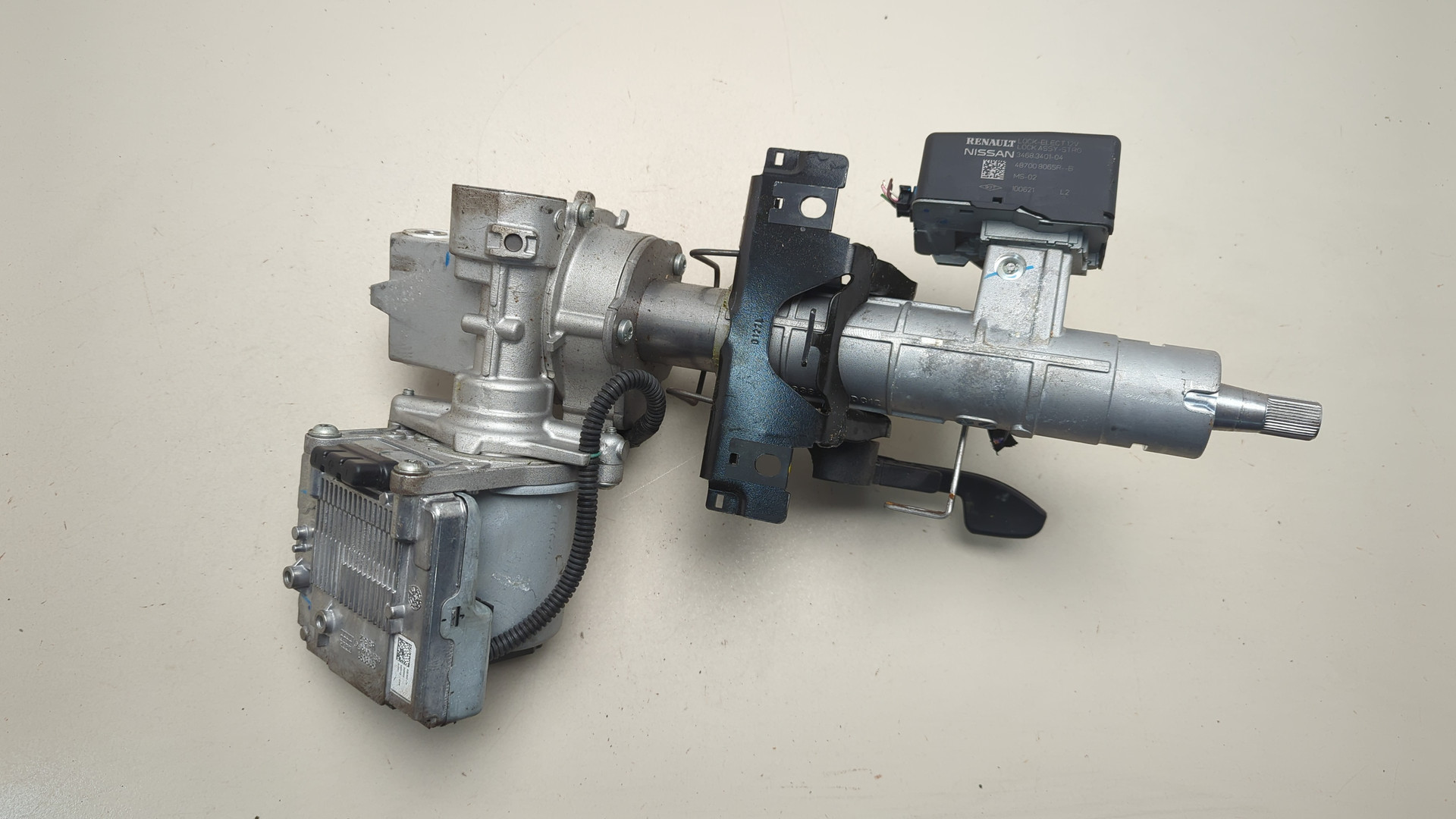 Серводвигатель рулевой рейки