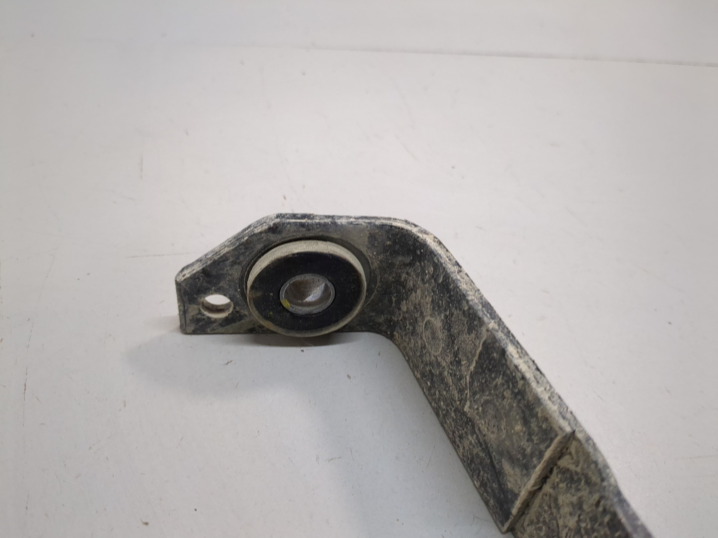 Лента крепления бензобака