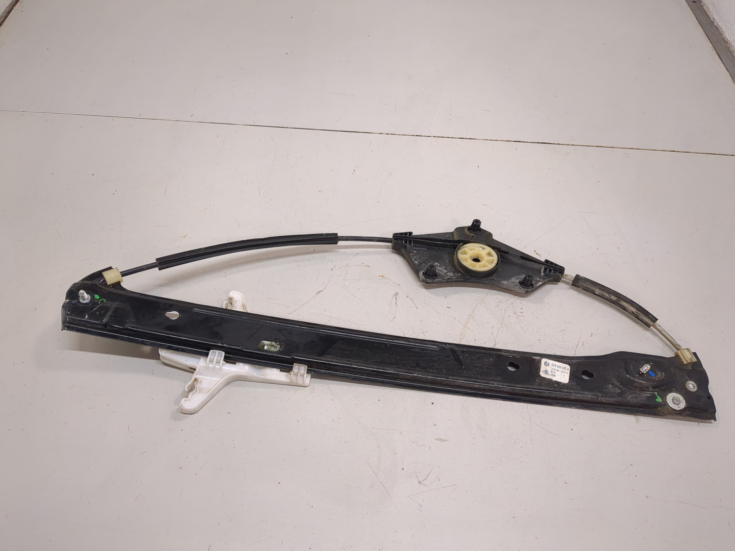 Стеклоподъемник электр. передний правый