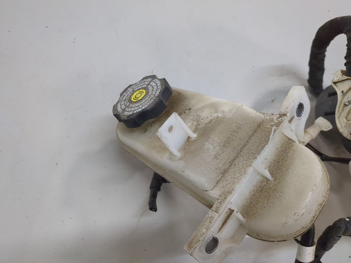 Цилиндр тормозной главный