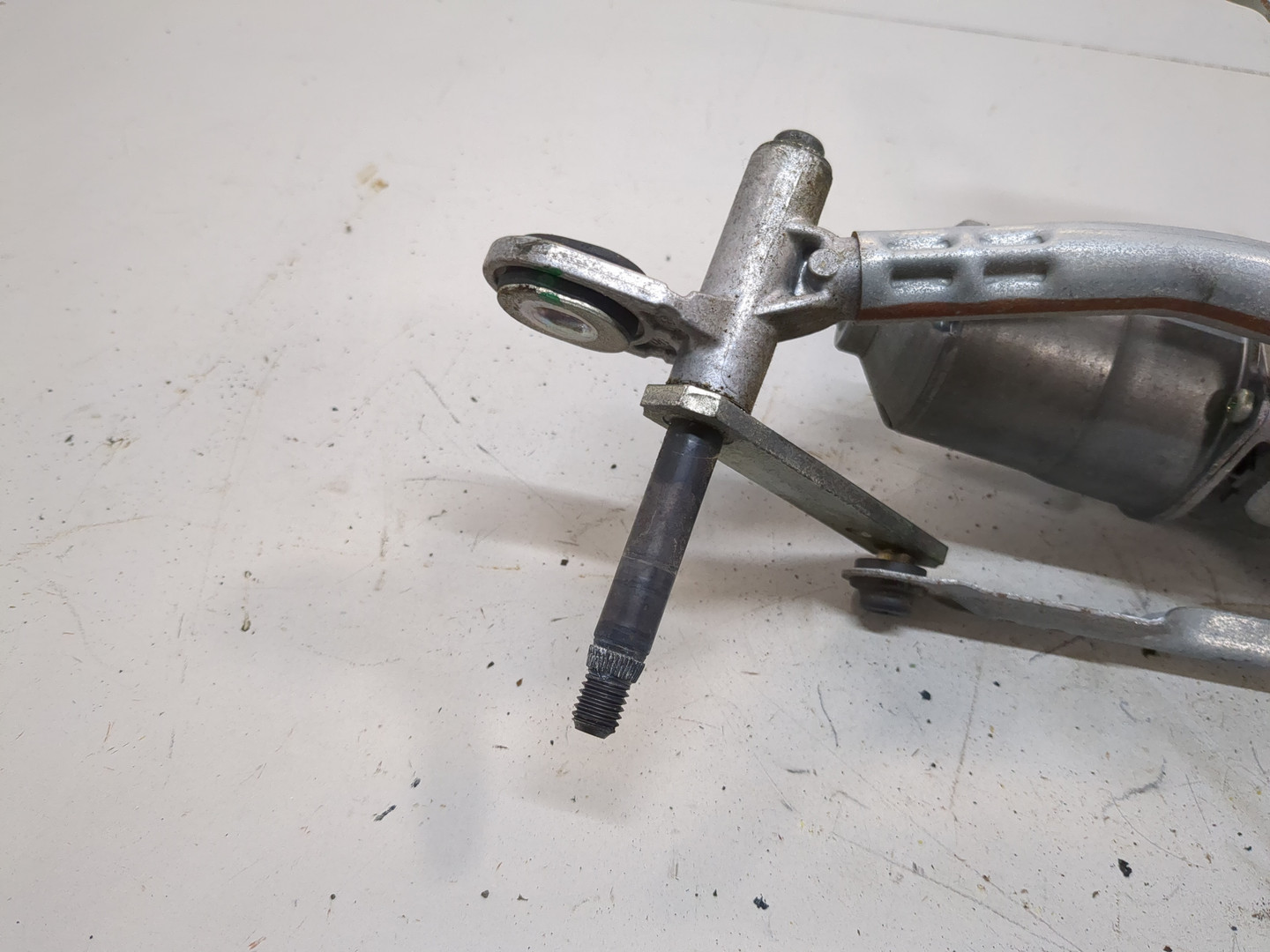 Трапеция стеклоочистителей