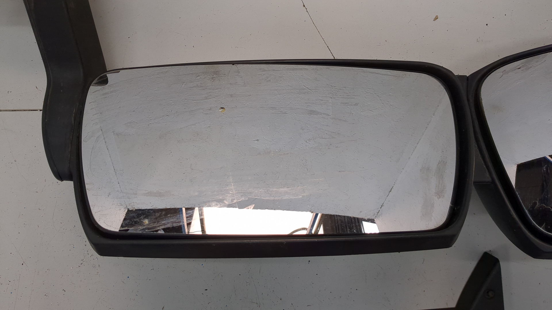 Зеркало левое электрическое