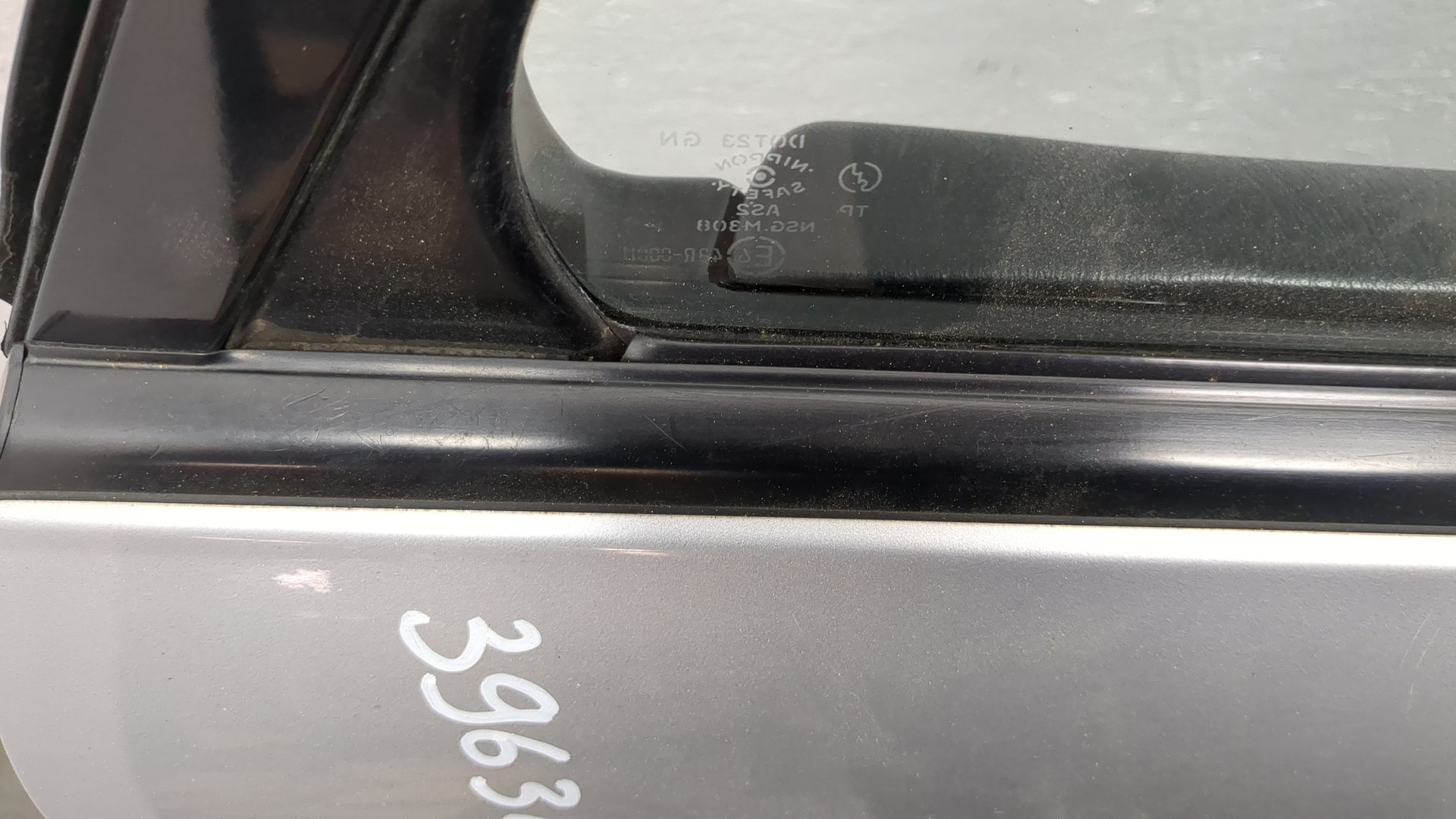 Дверь задняя правая