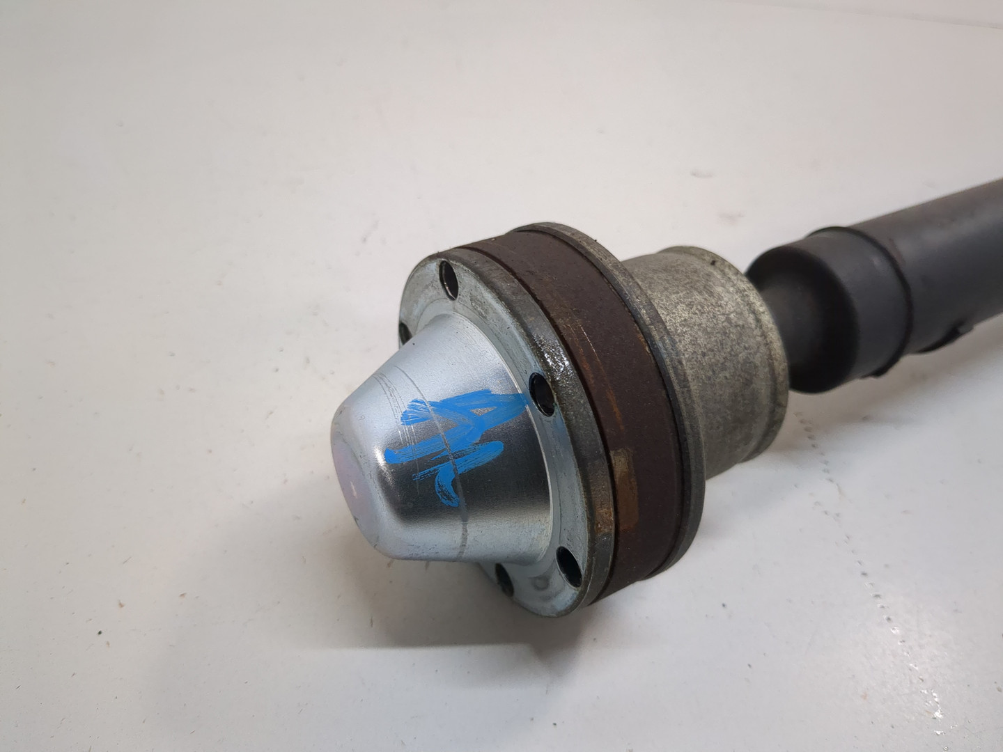 Вал карданный передний