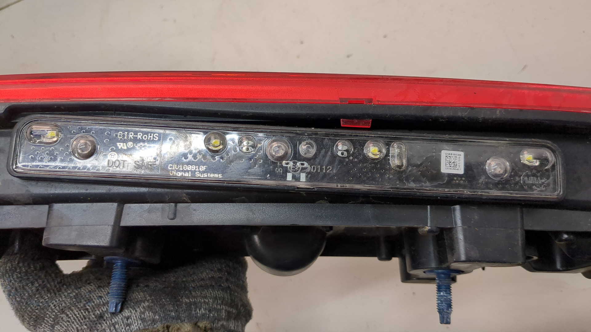 Фонарь задний левый