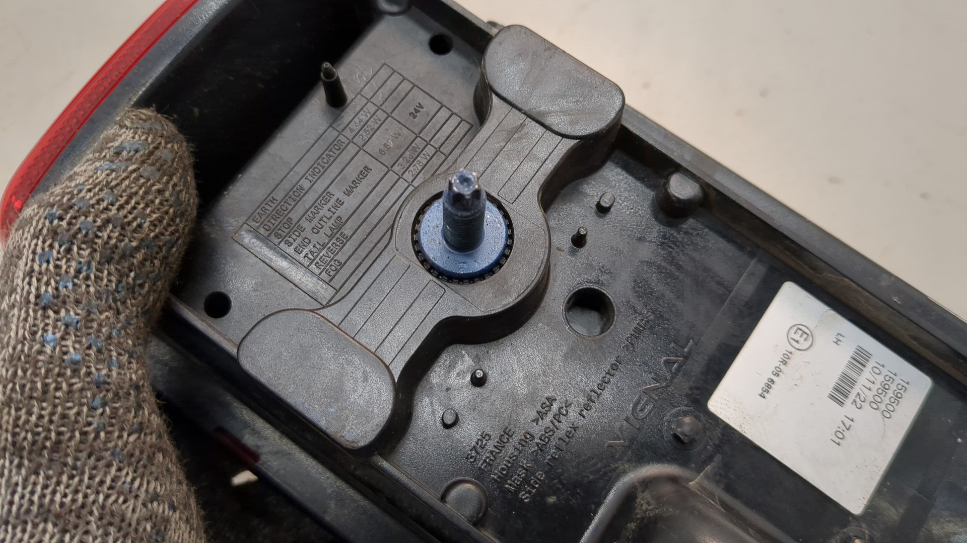 Фонарь задний левый