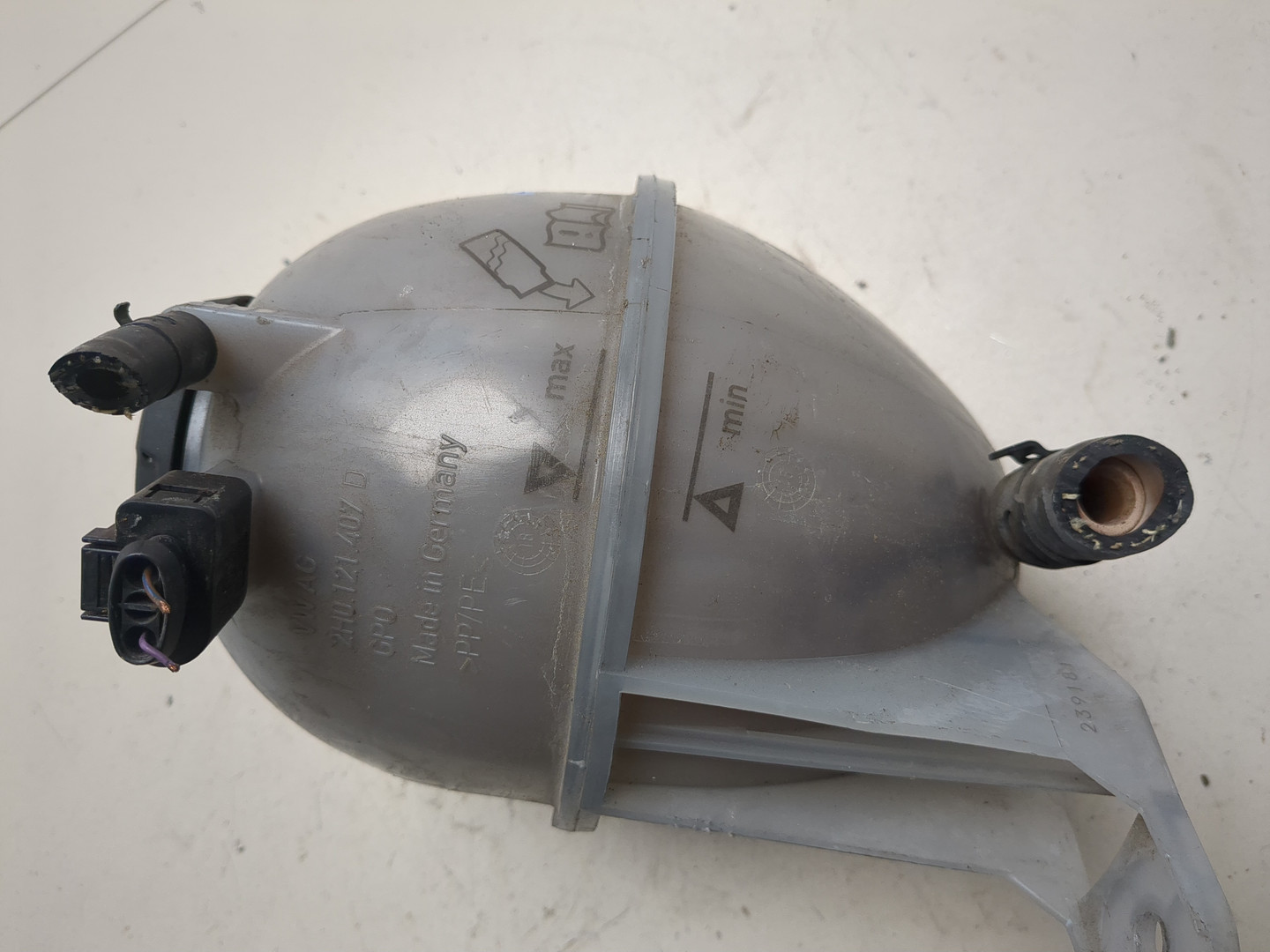 Бачок расширительный