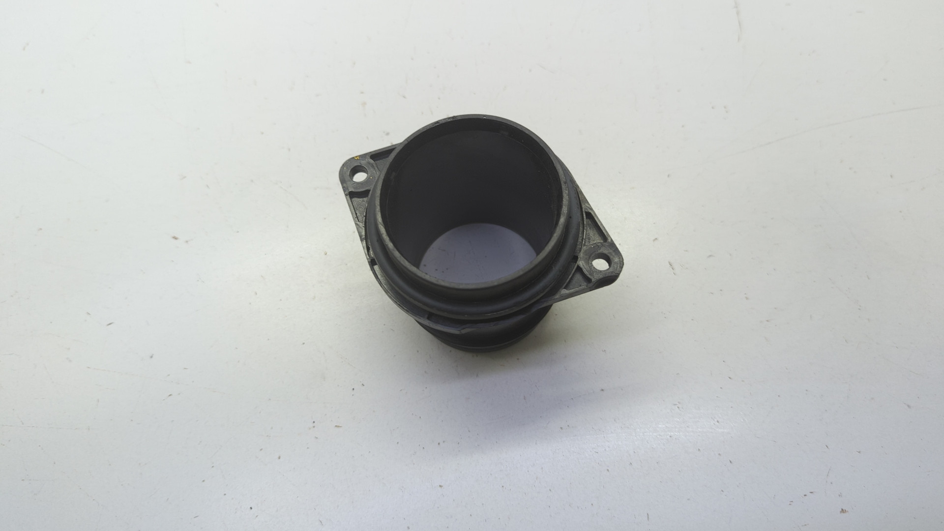 Патрубок воздушного фильтра