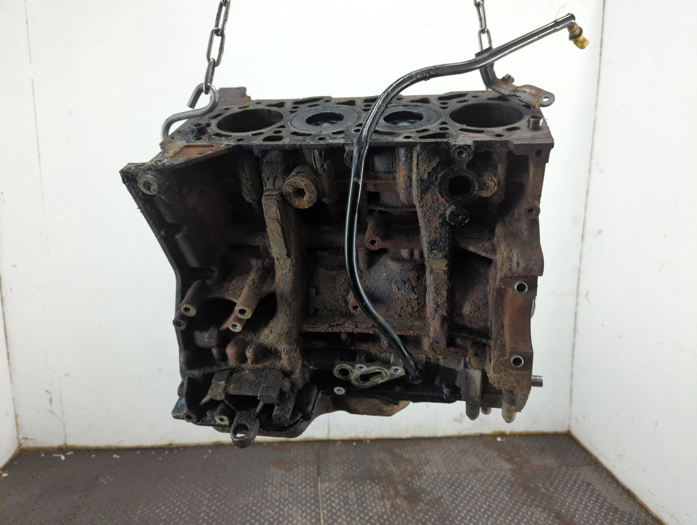 Блок двигателя