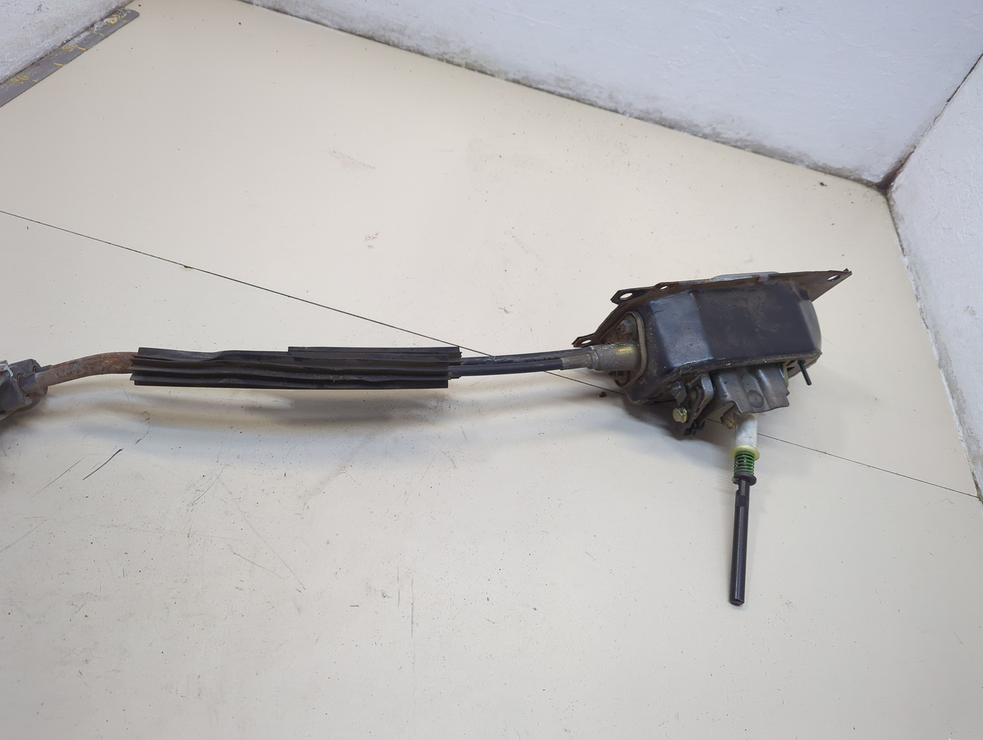 Кулиса МКПП / АКПП