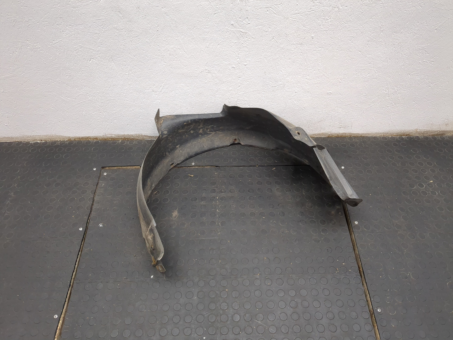 Локер передний левый