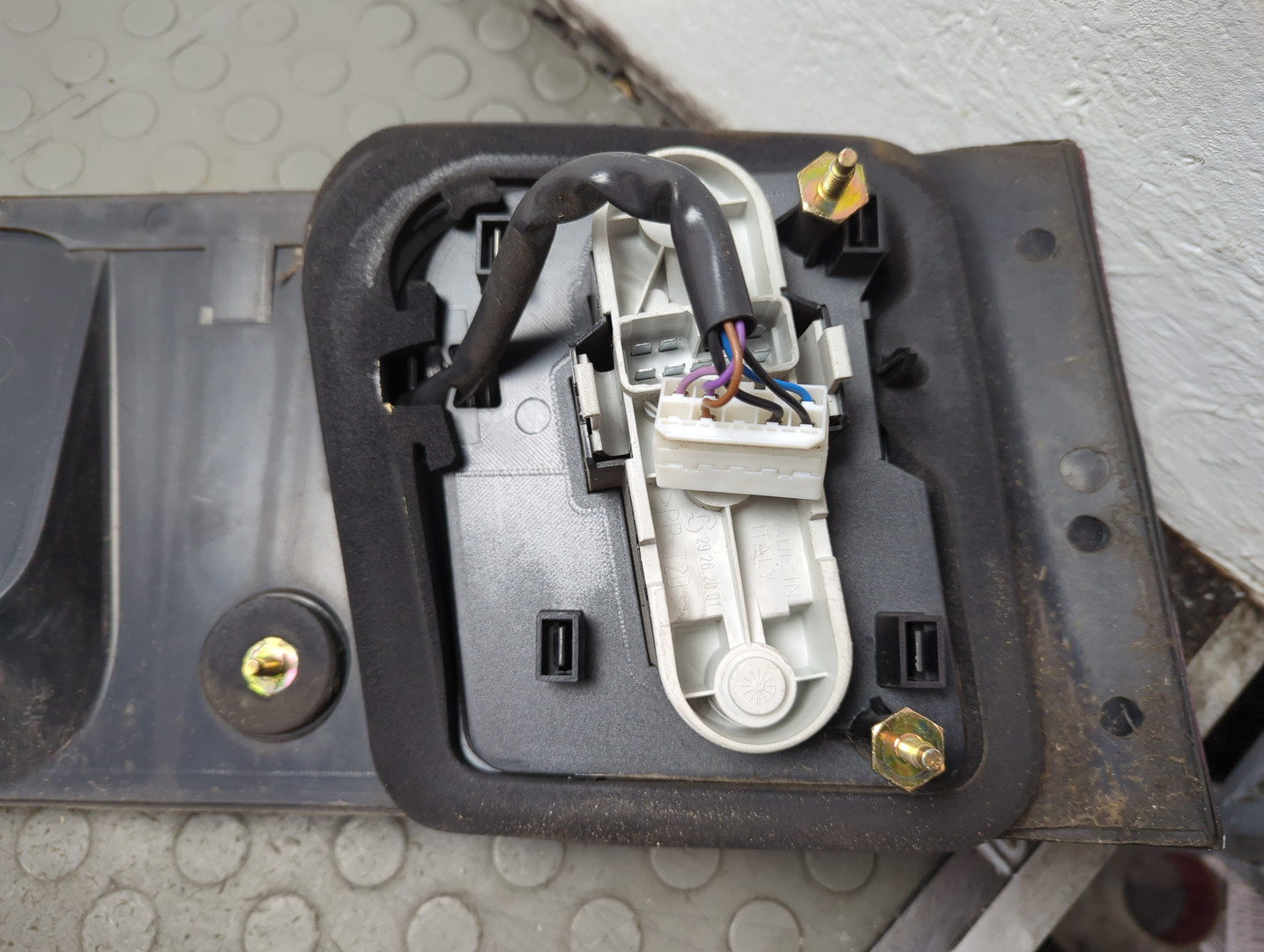 Накладка (кузов наружные)