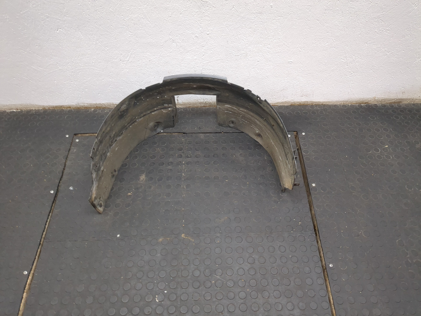 Локер передний правый