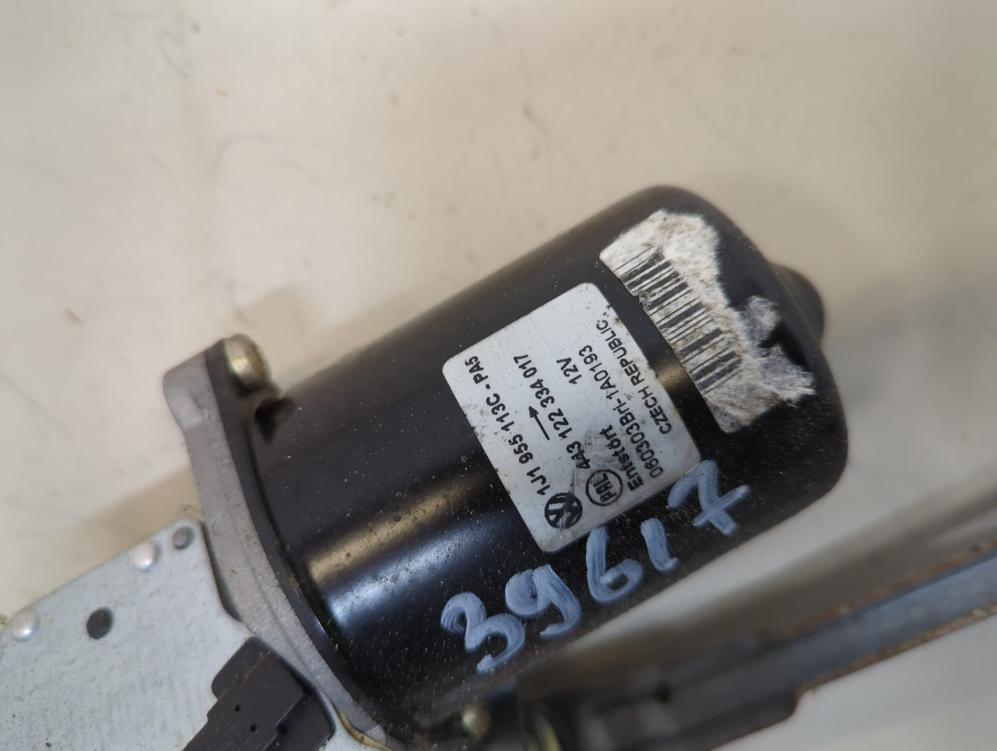 Трапеция стеклоочистителей