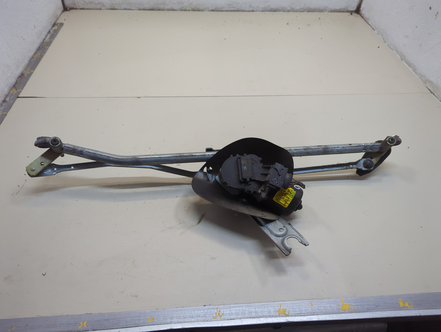 Трапеция стеклоочистителей