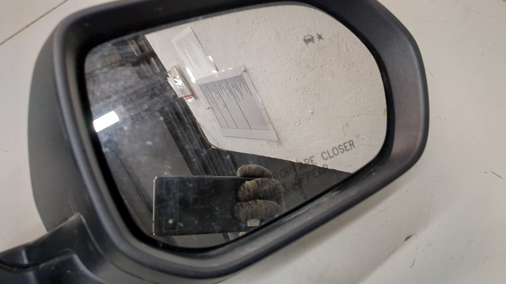 Зеркало правое электрическое