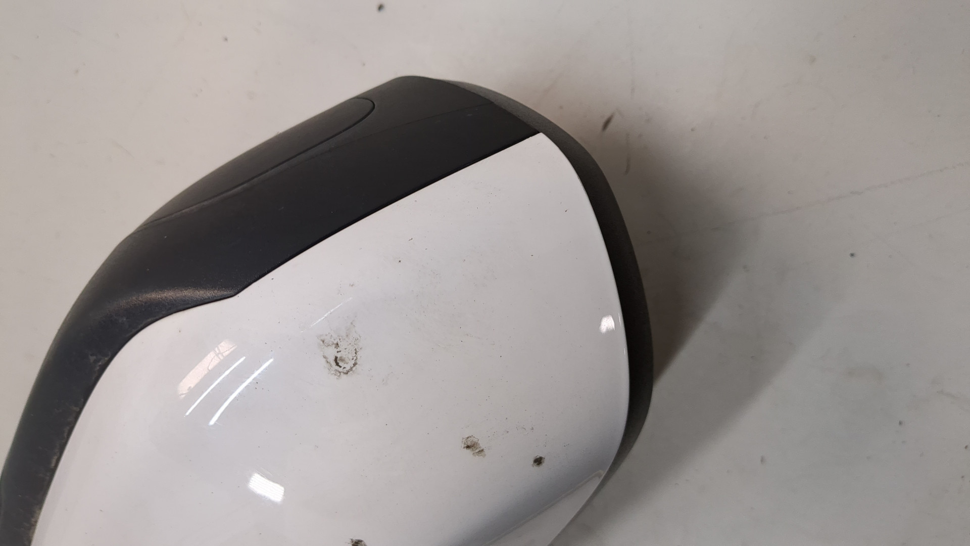 Зеркало правое электрическое