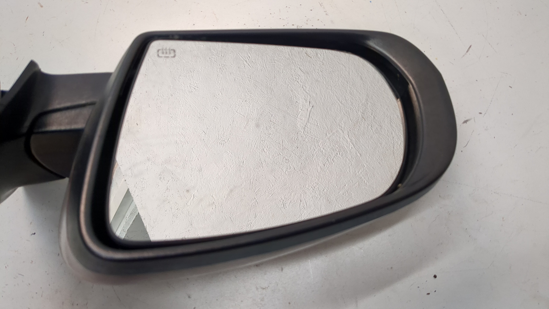 Зеркало левое электрическое