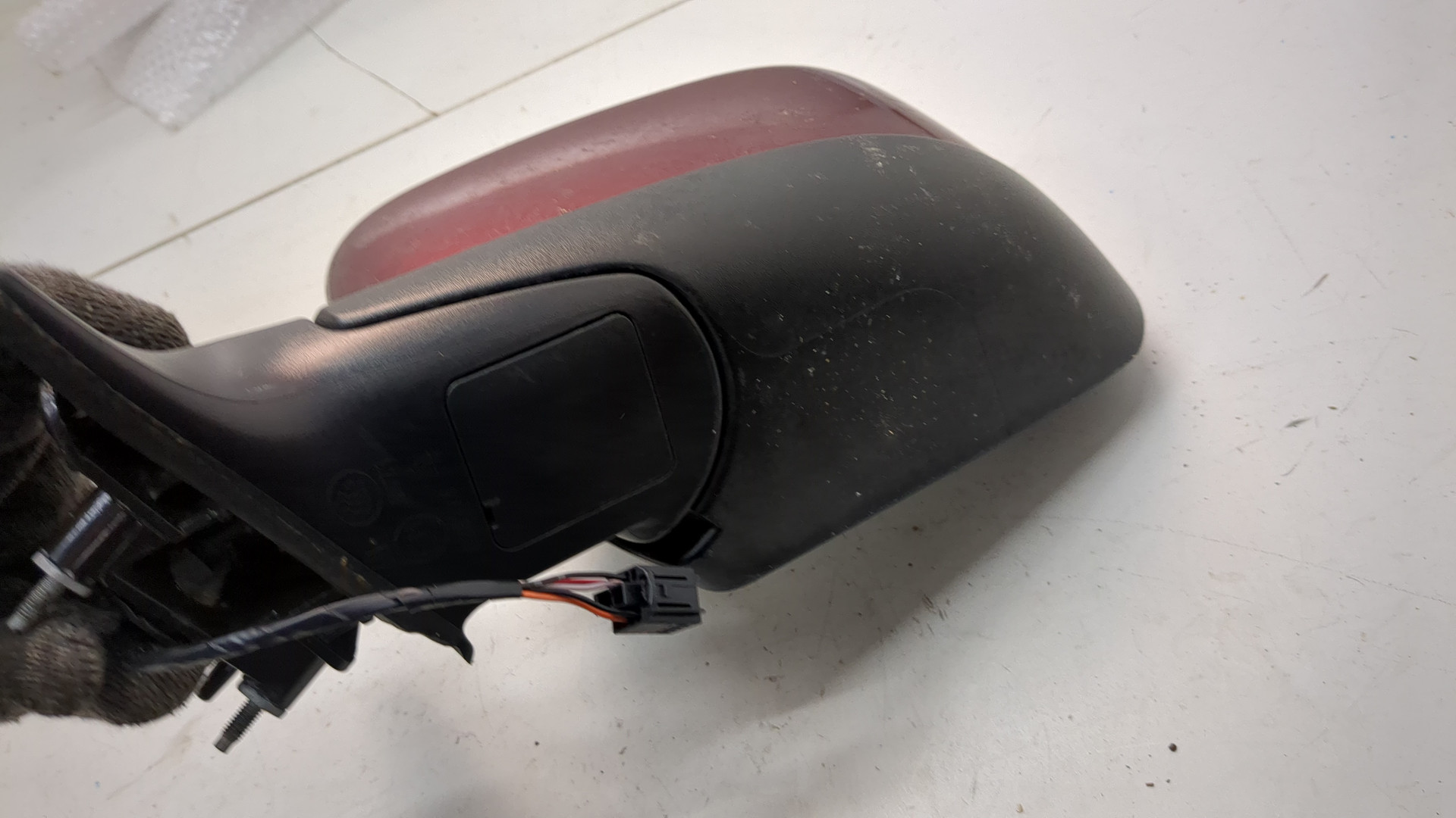 Зеркало левое электрическое