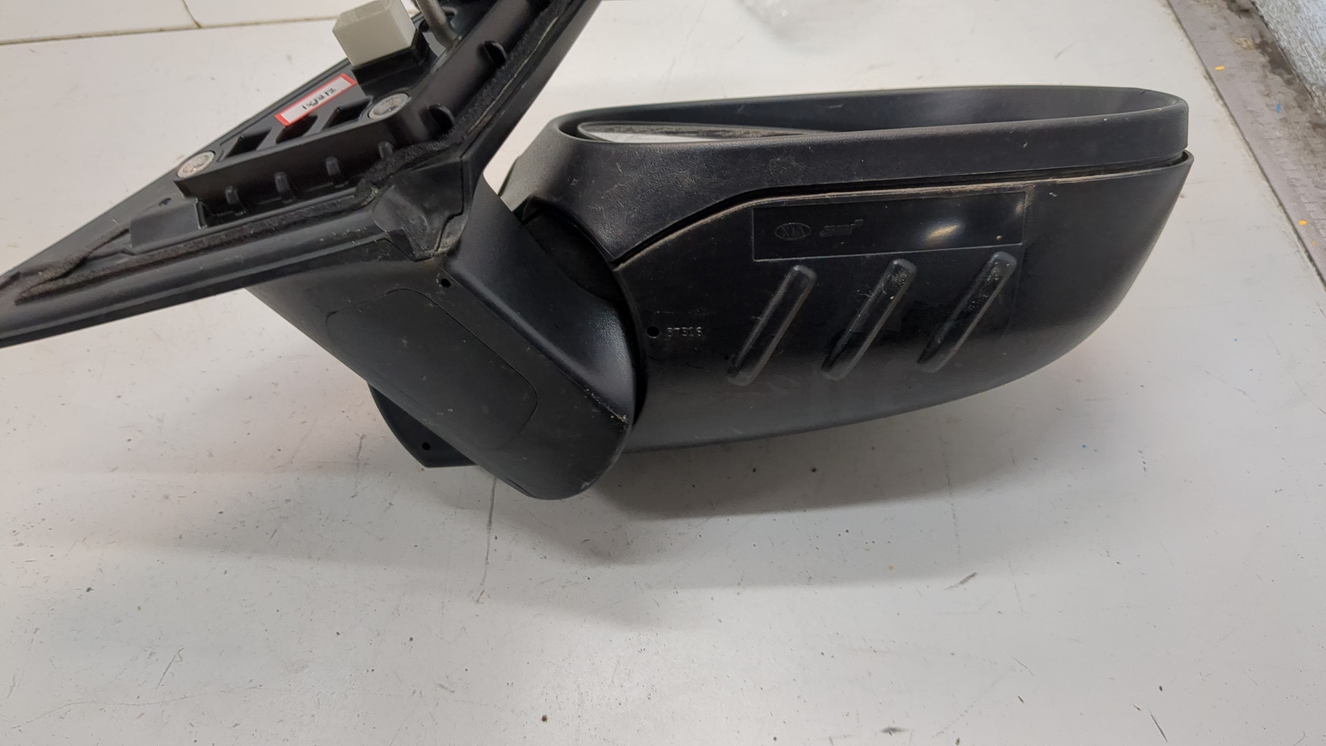 Зеркало правое электрическое