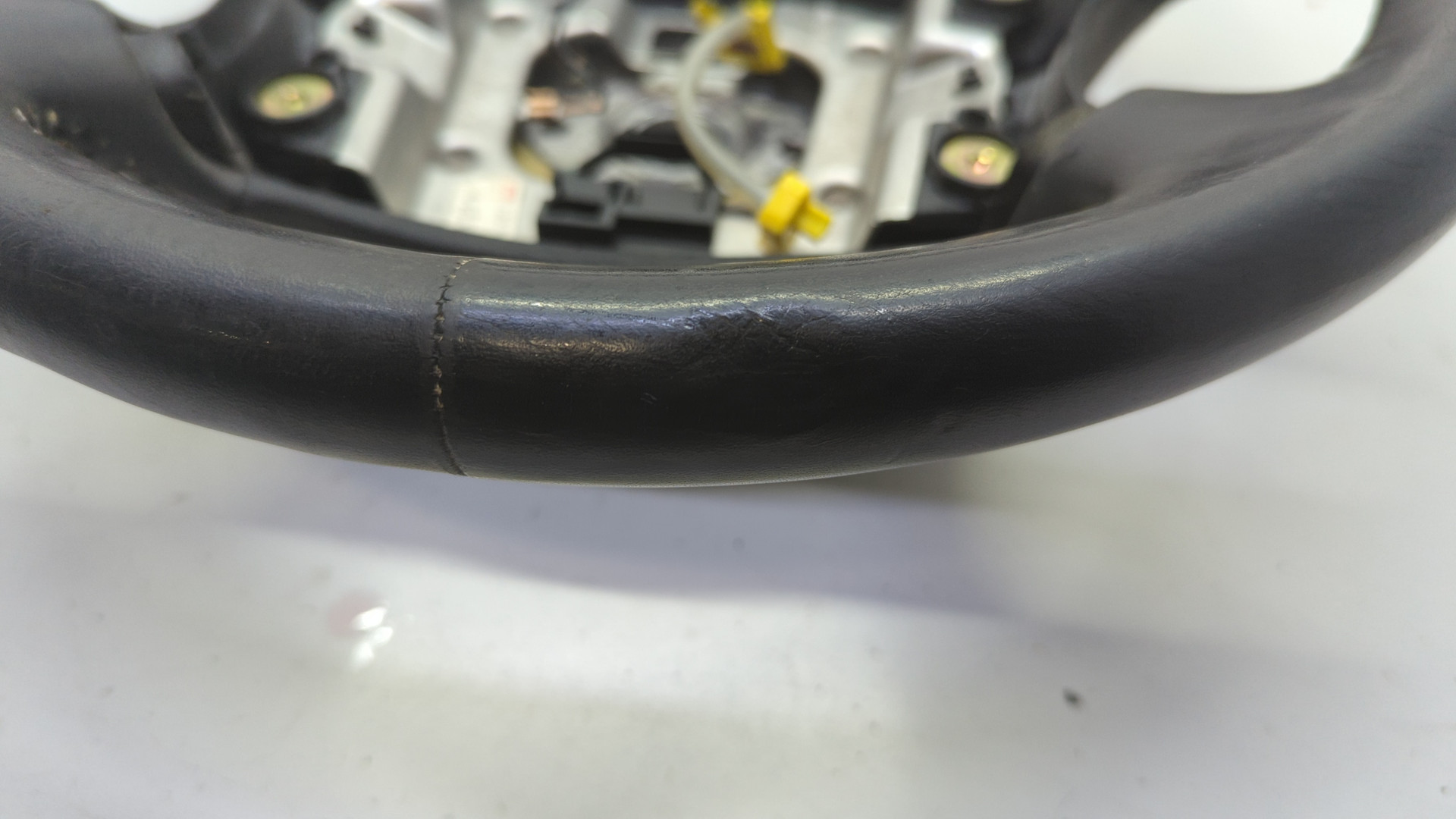 Рулевое колесо (руль)