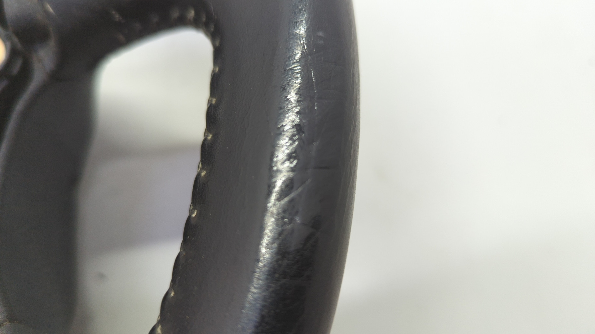 Рулевое колесо (руль)