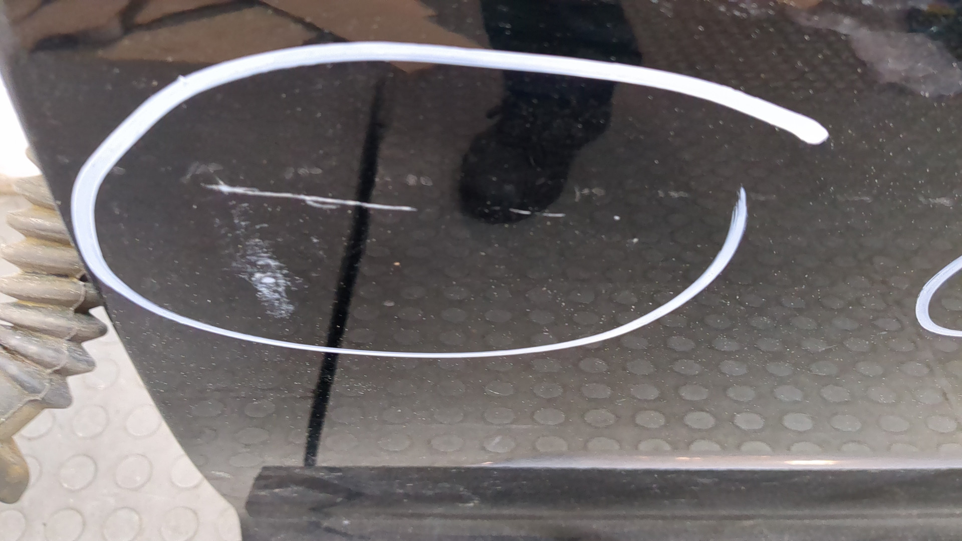 Дверь задняя левая