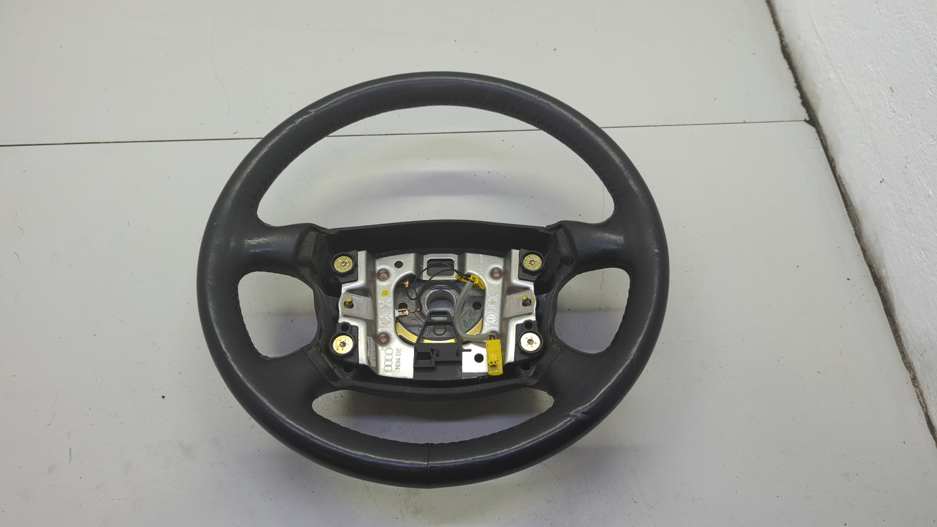 Рулевое колесо (руль)