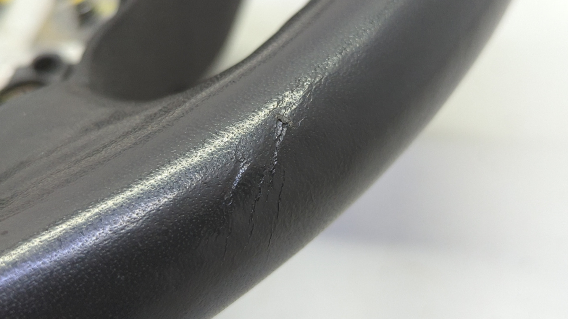 Рулевое колесо (руль)