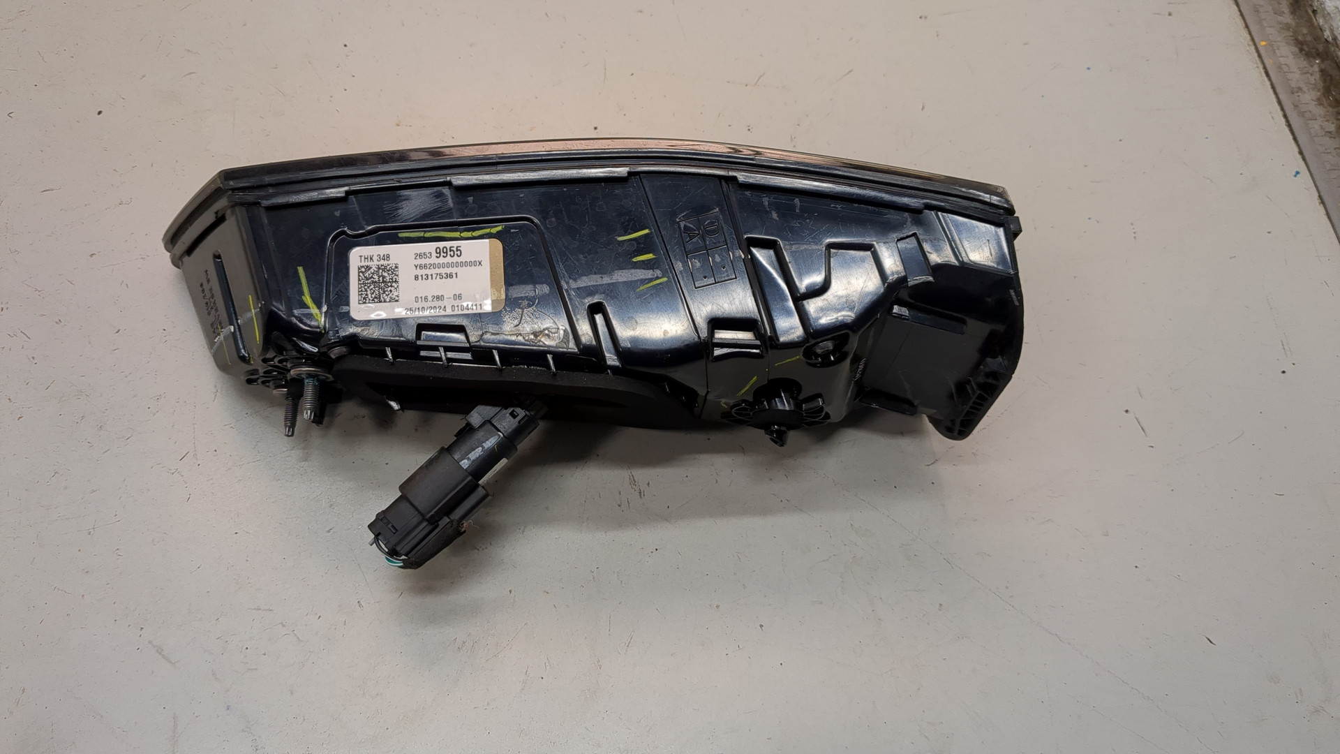 Фонарь задний правый