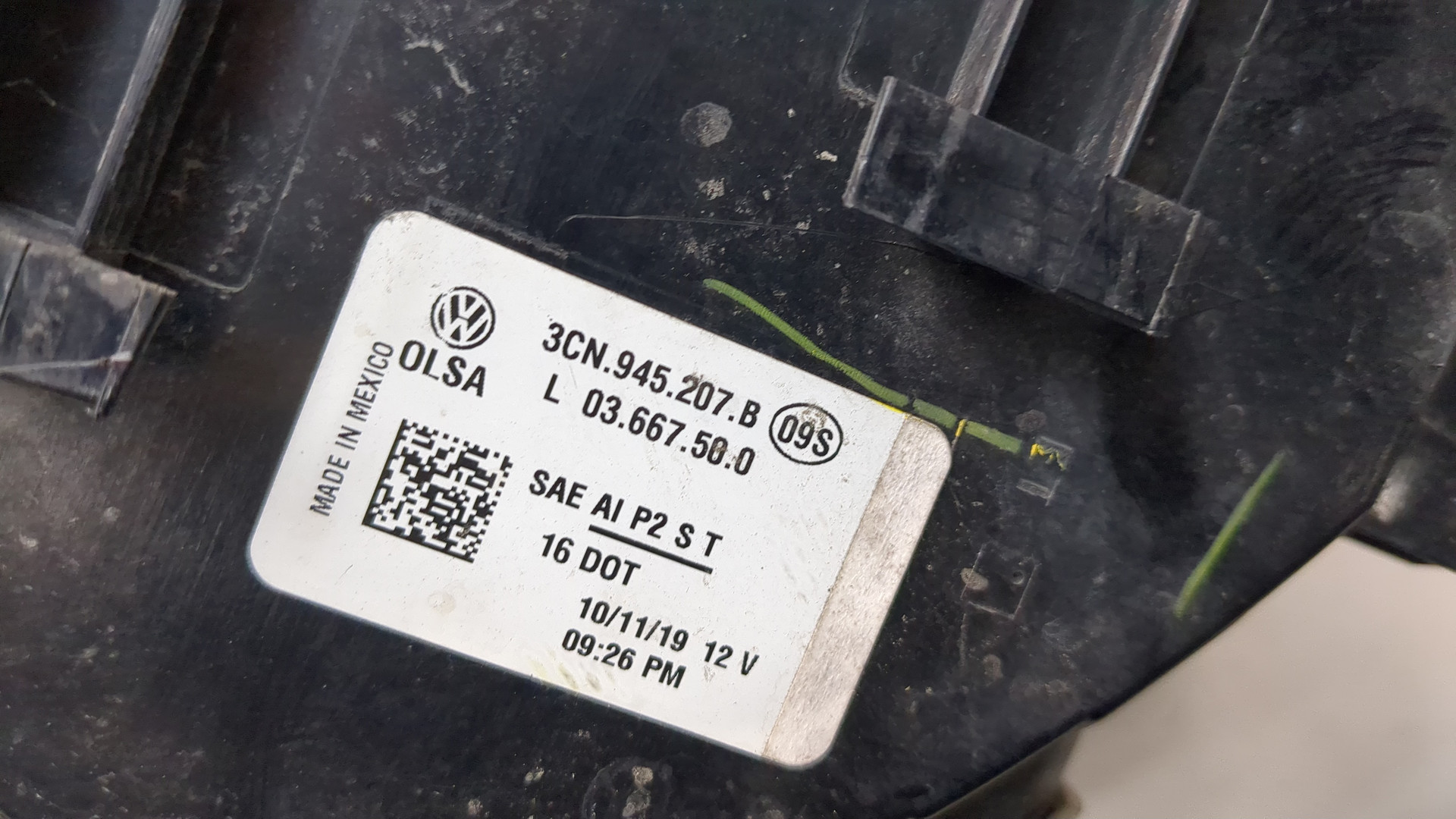 Фонарь задний левый