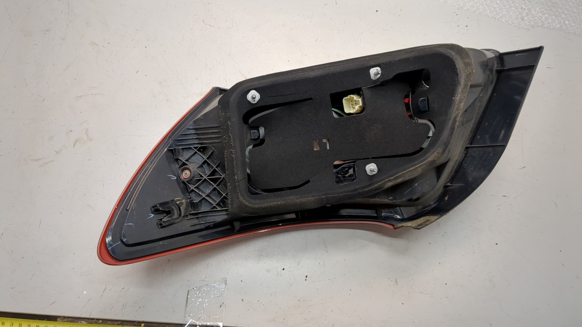 Фонарь задний левый