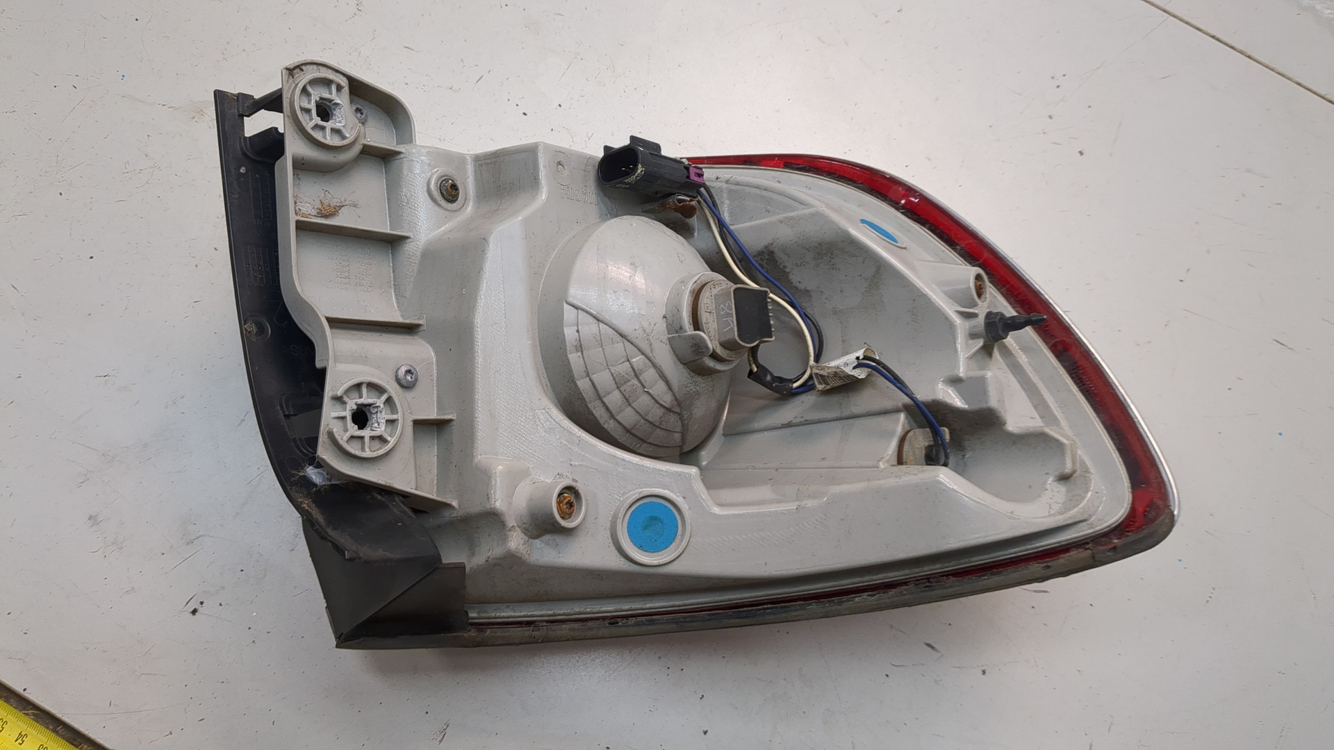 Фонарь задний правый