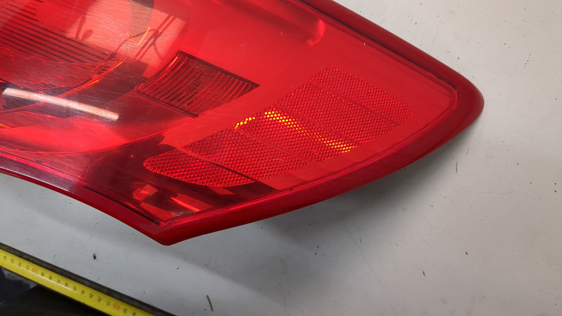 Фонарь задний правый