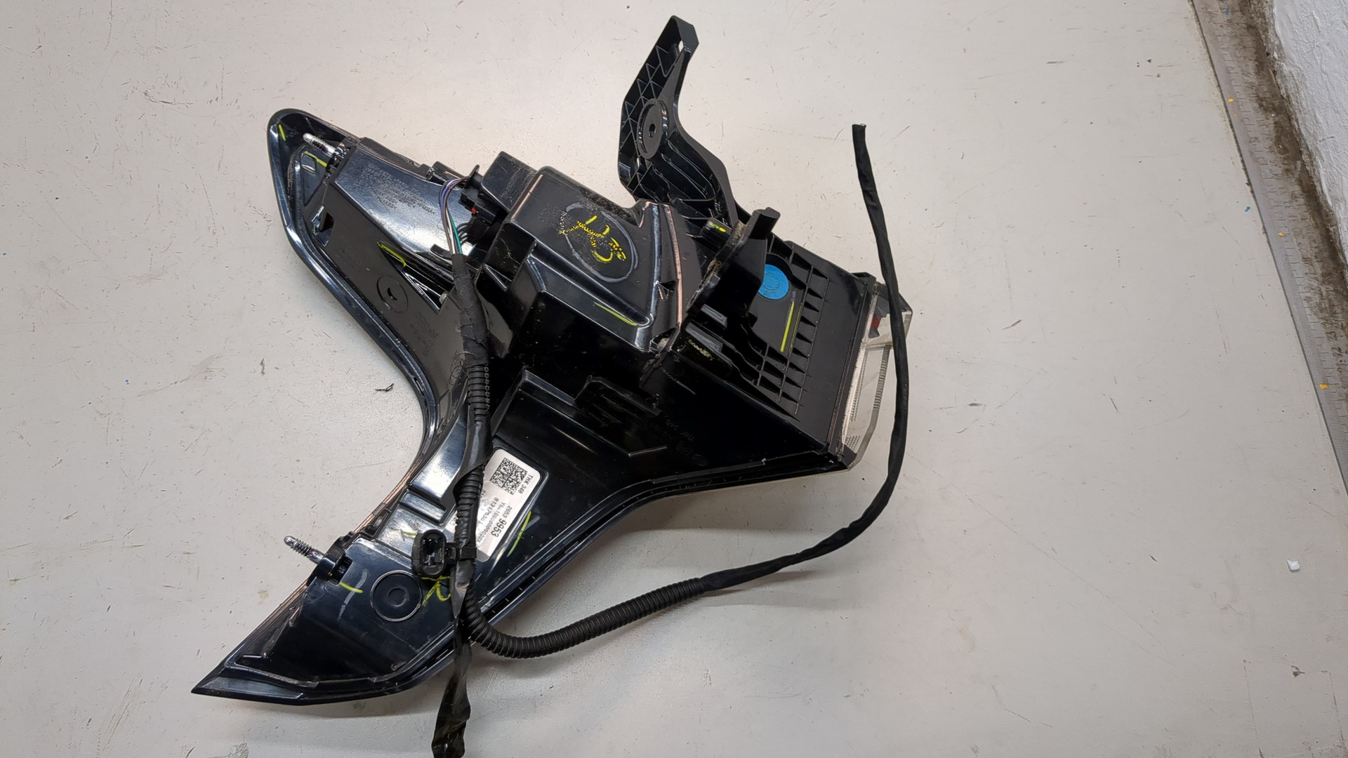 Фонарь задний правый