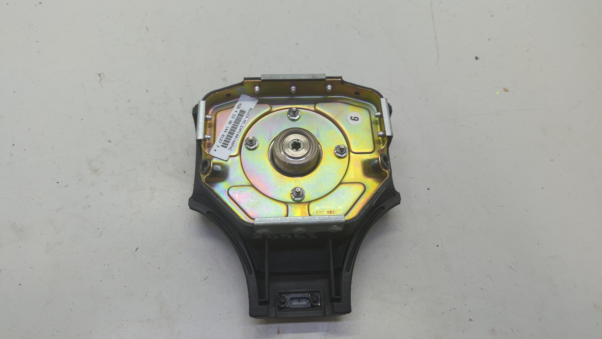 Подушка безопасности в рулевое колесо