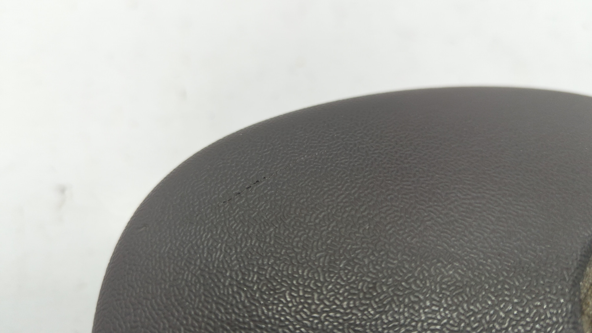 Подушка безопасности в рулевое колесо