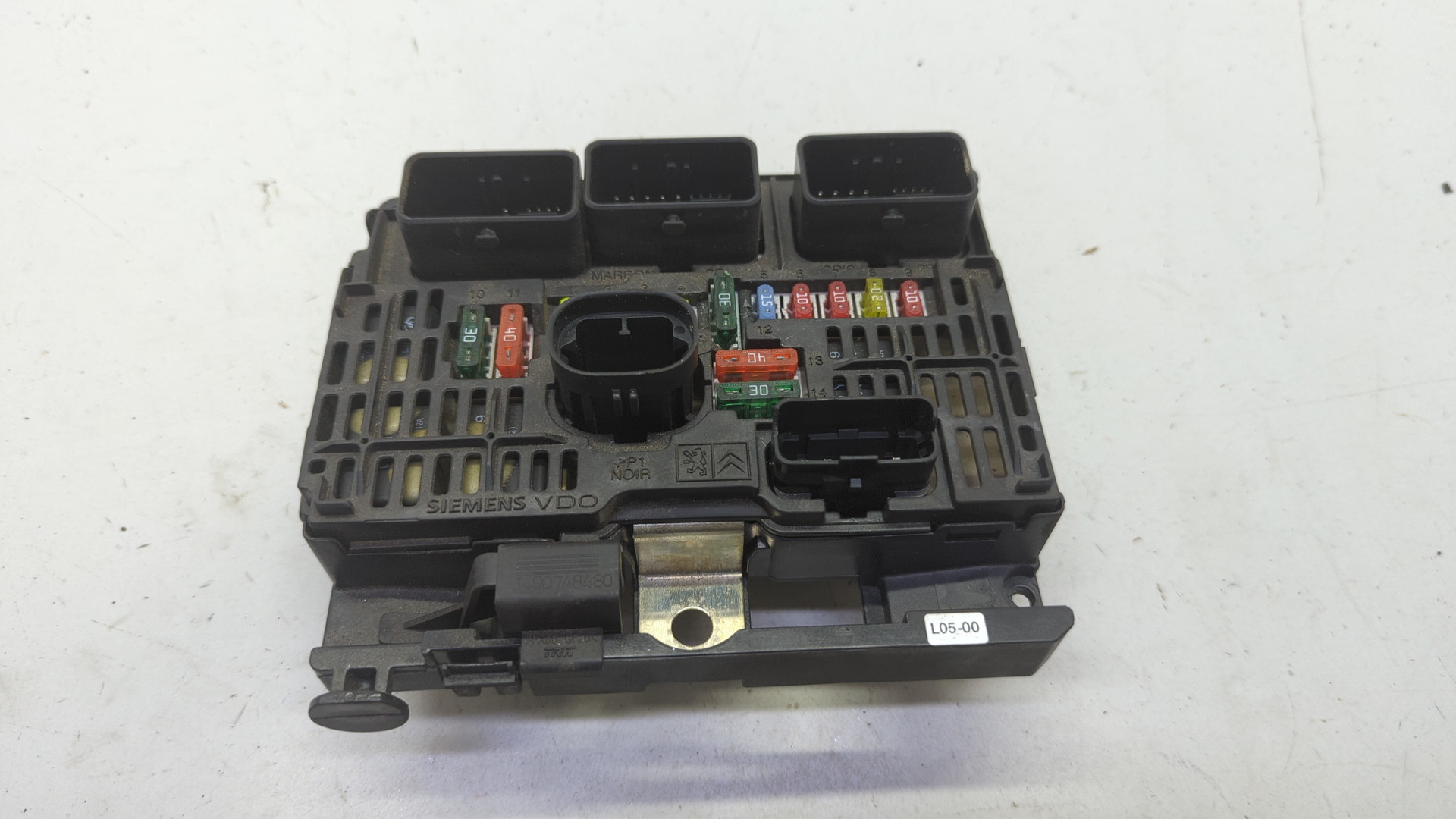 Блок предохранителей