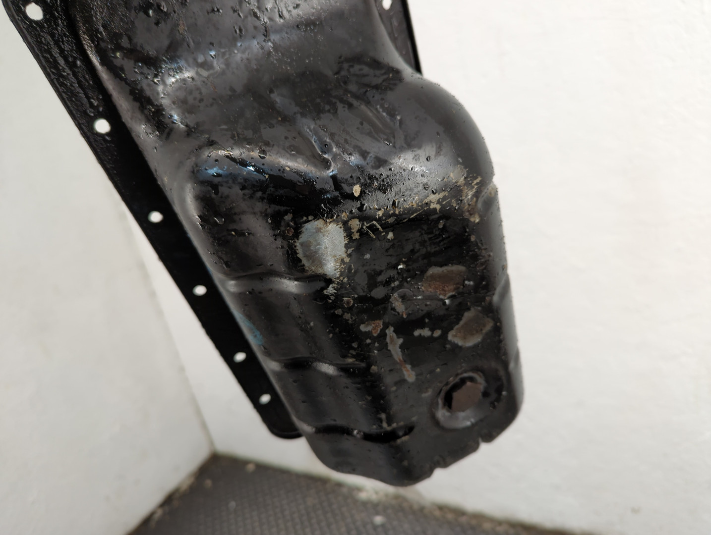 Поддон масляный двигателя (картер)