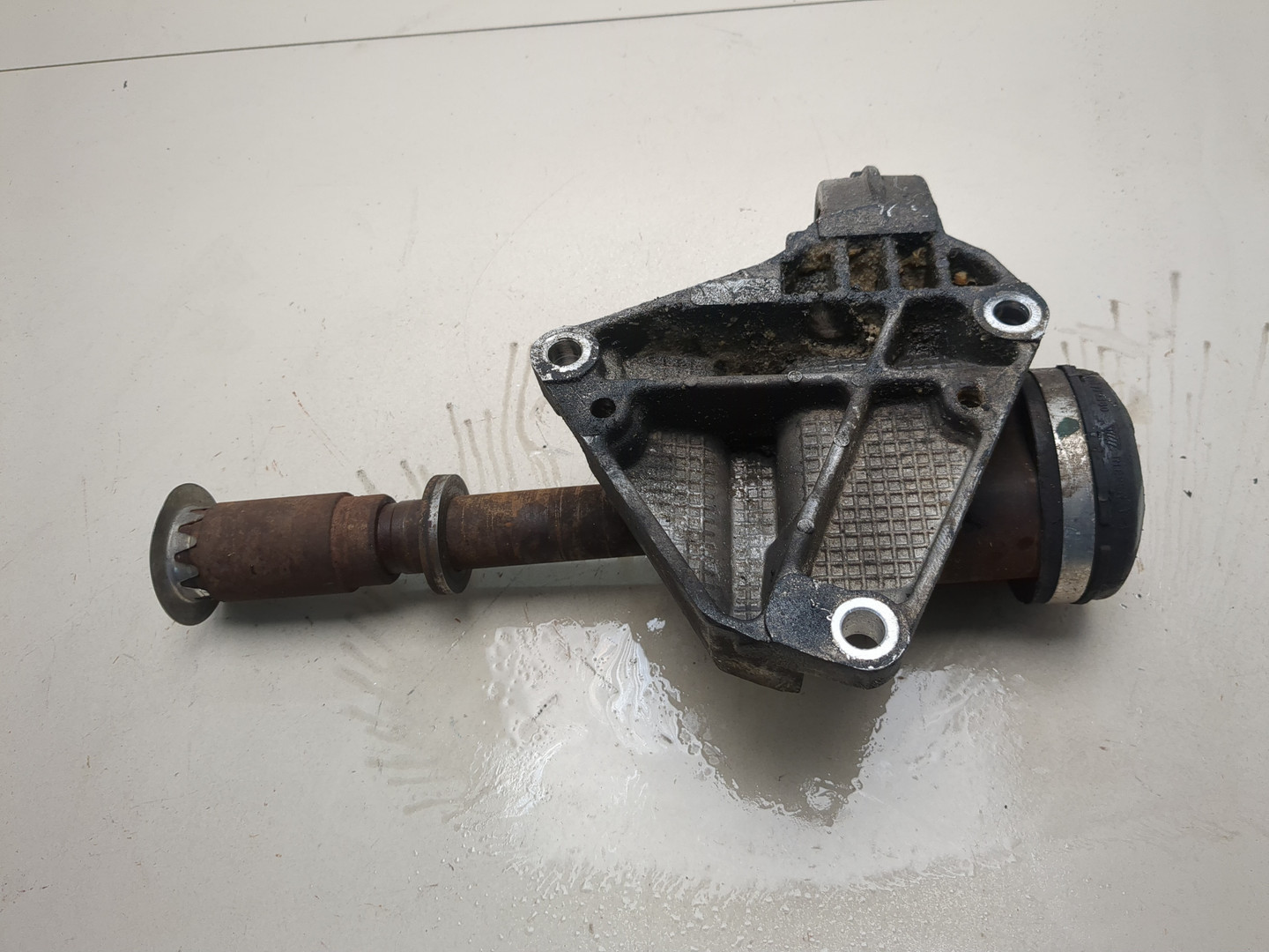 Полуось передняя правая