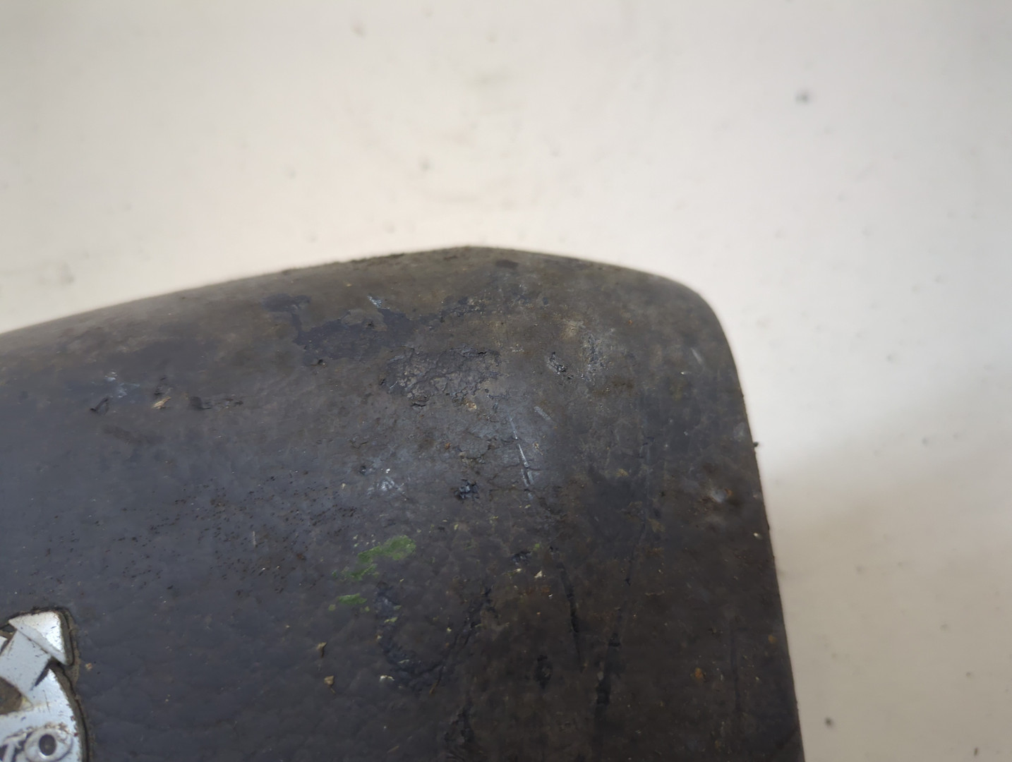 Подушка безопасности в рулевое колесо