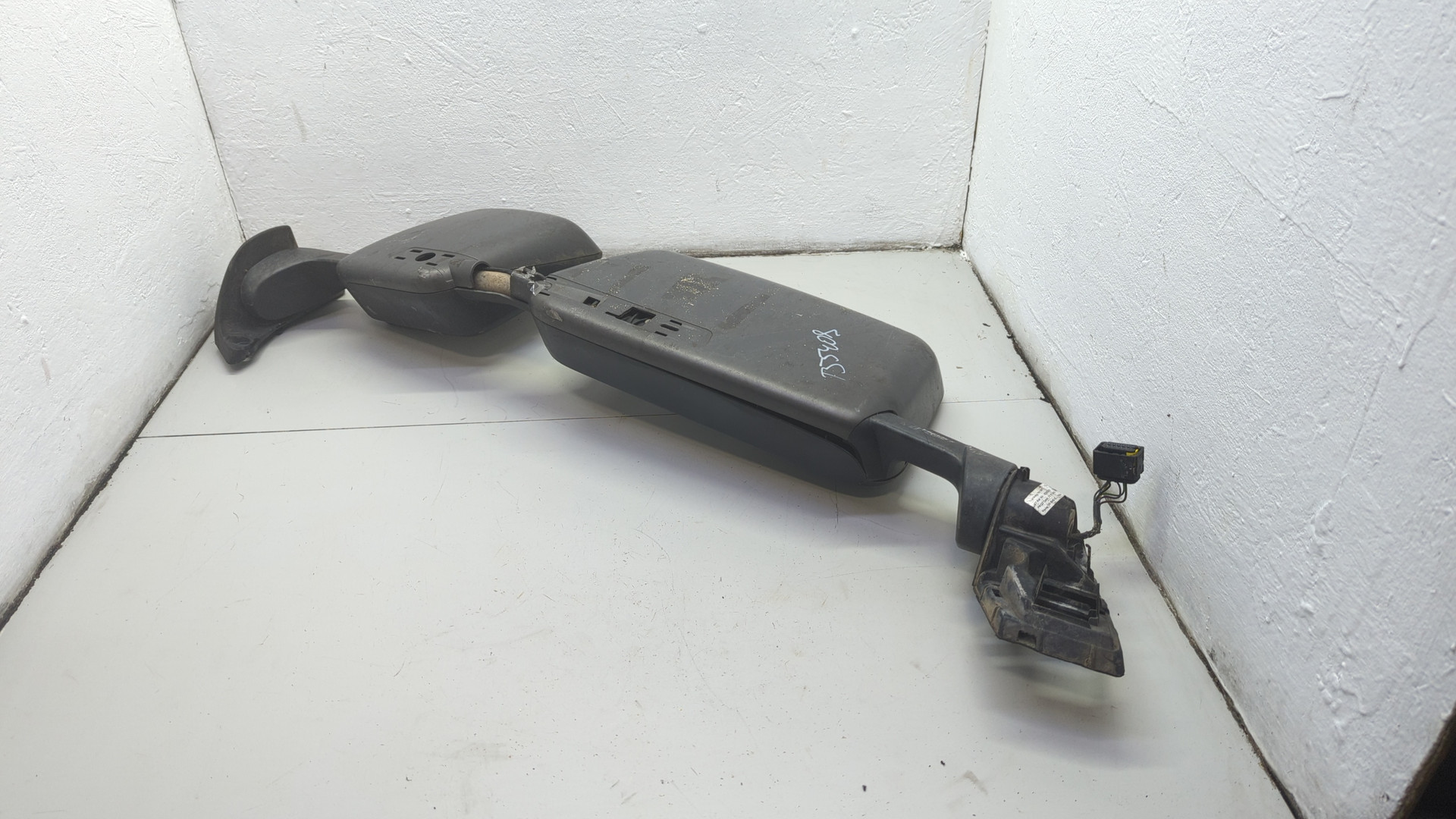 Зеркало левое электрическое