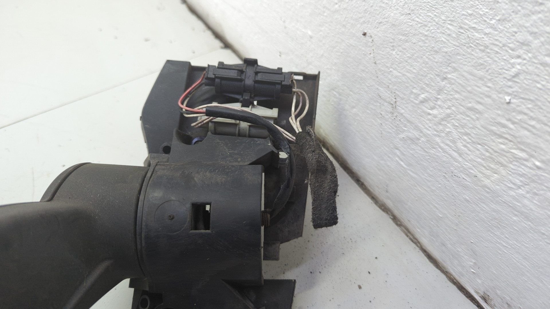 Зеркало правое электрическое